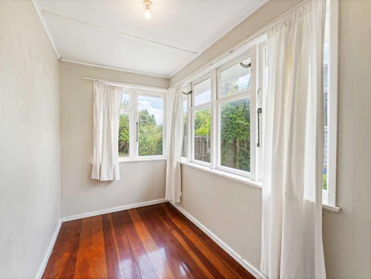 37 Stewart Road Mount Albert_13