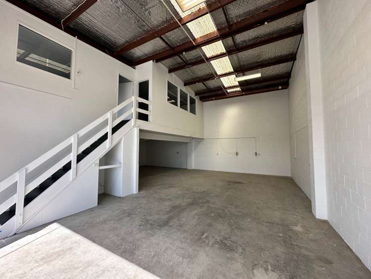 Unit 2/28 Moselle Avenue Henderson_6