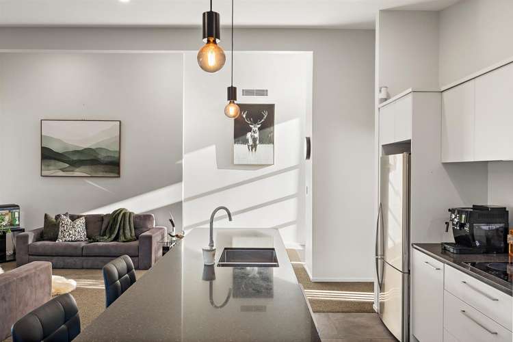 8 Sir Lincoln Drive Kumeu_7