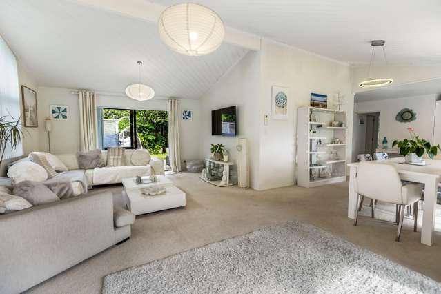 11a Orchard Place Lynmore_3
