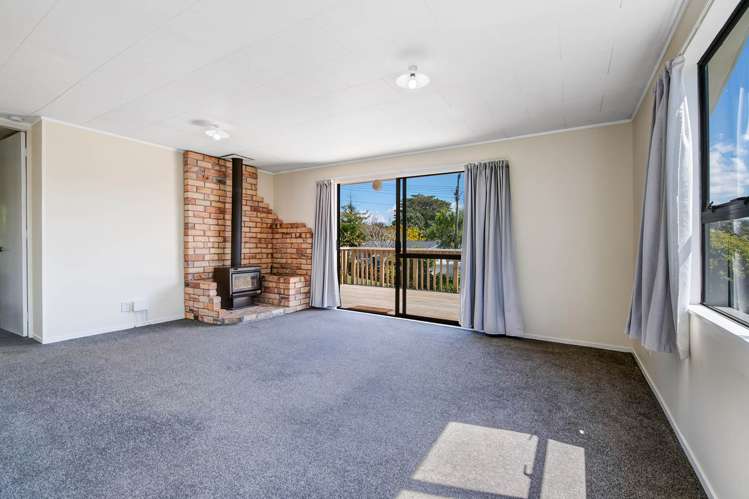 8A Cornel Circle Snells Beach_3