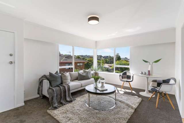 4/178 Chivalry Road Glenfield_2