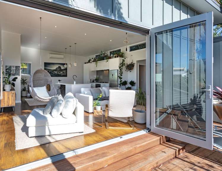 202 Onemana Drive Onemana_11