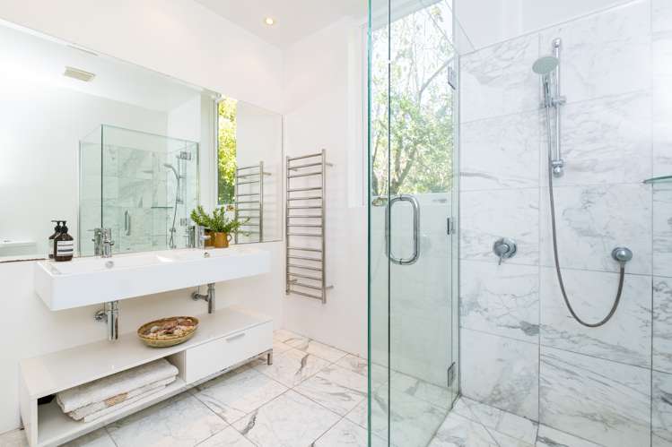 14 Ballantyne Place Poraiti_17