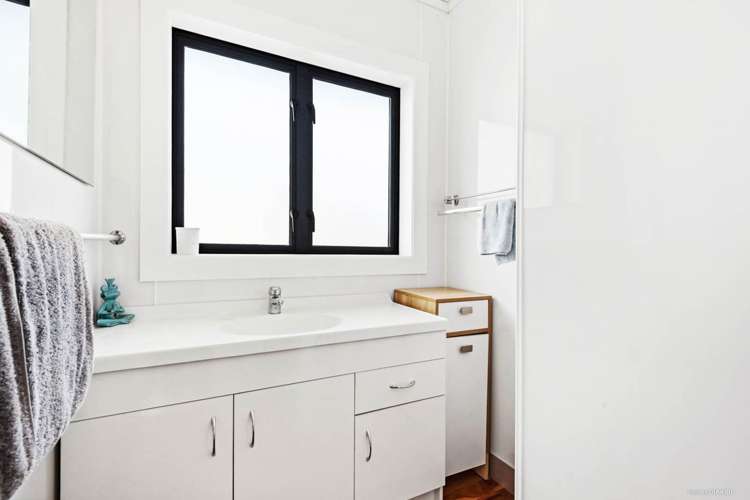 5 Mason Avenue Pukekohe_5