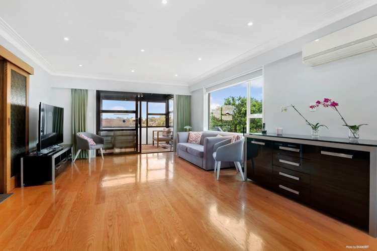 2/43 James Evans Drive Northcote_5