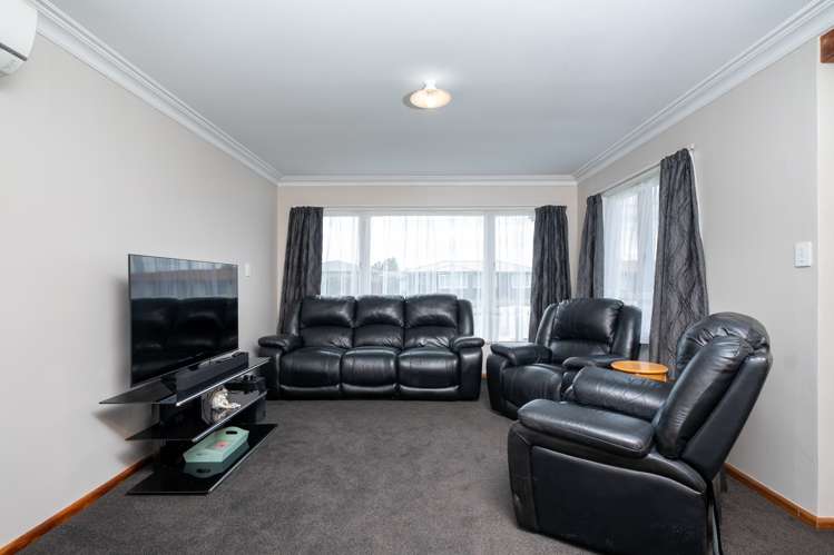 8 Alexander Avenue Onekawa_1