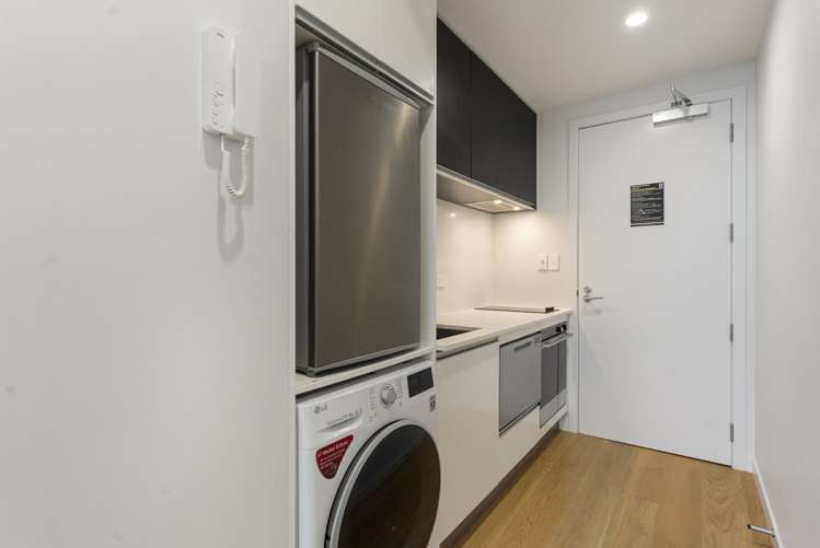 306/74 Anzac Street 10897_7