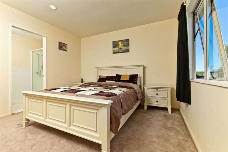 14a Charlenne Close Ranui_12