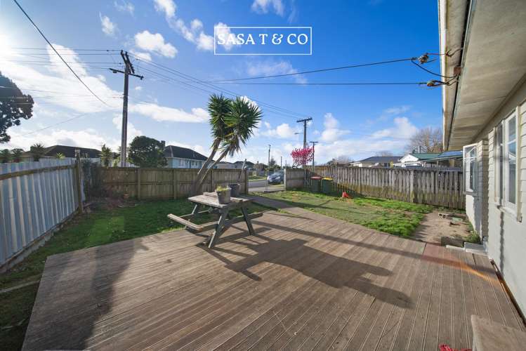 42 Williams Crescent Otara_13