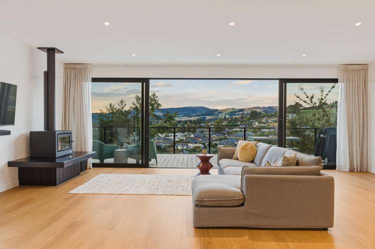 16 Joe Brown Avenue Mosgiel_8