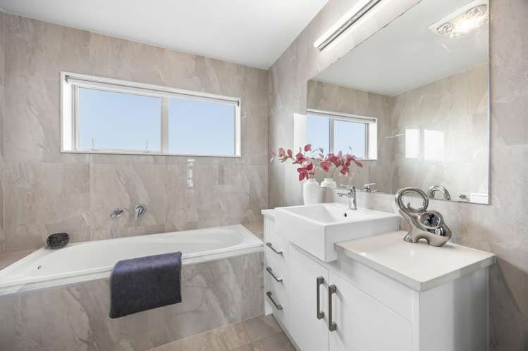 8 Ballinabreen Road Flat Bush_14