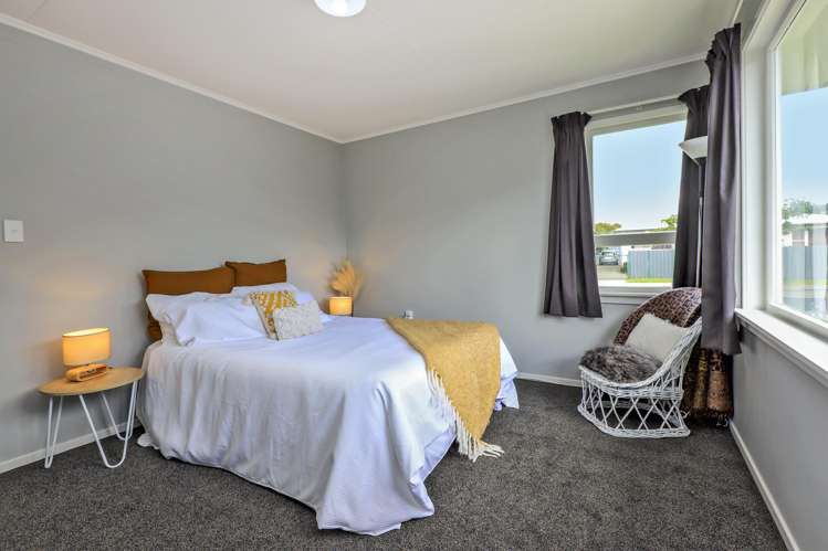 24 Deal Crescent Flaxmere_21