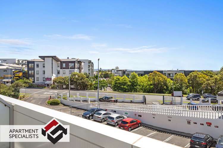 401 New North Road_5