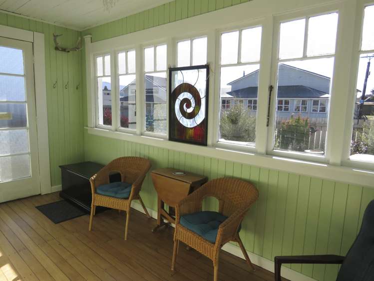 49 Shiel Street Reefton_24
