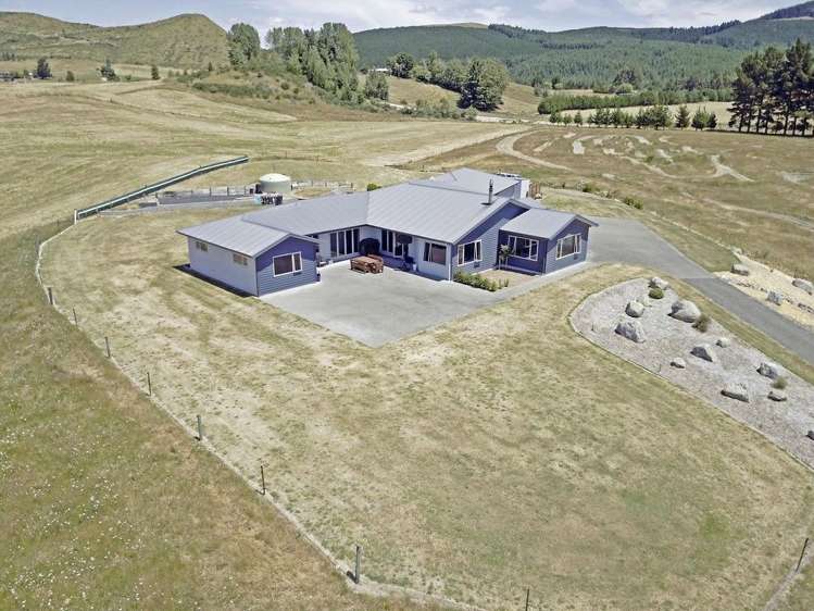 311 White Road Broadlands_24