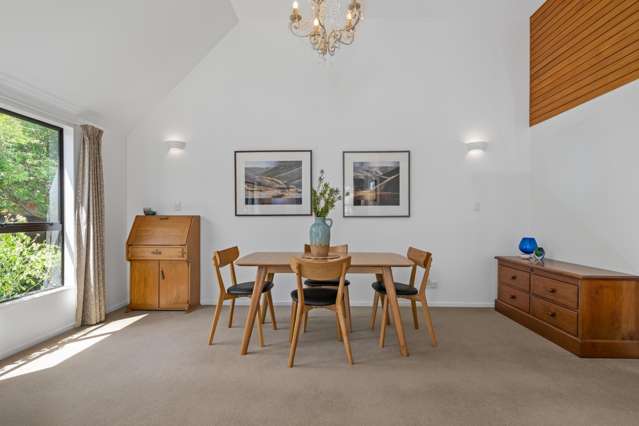 Quiet, Modern and Exceptionally Located