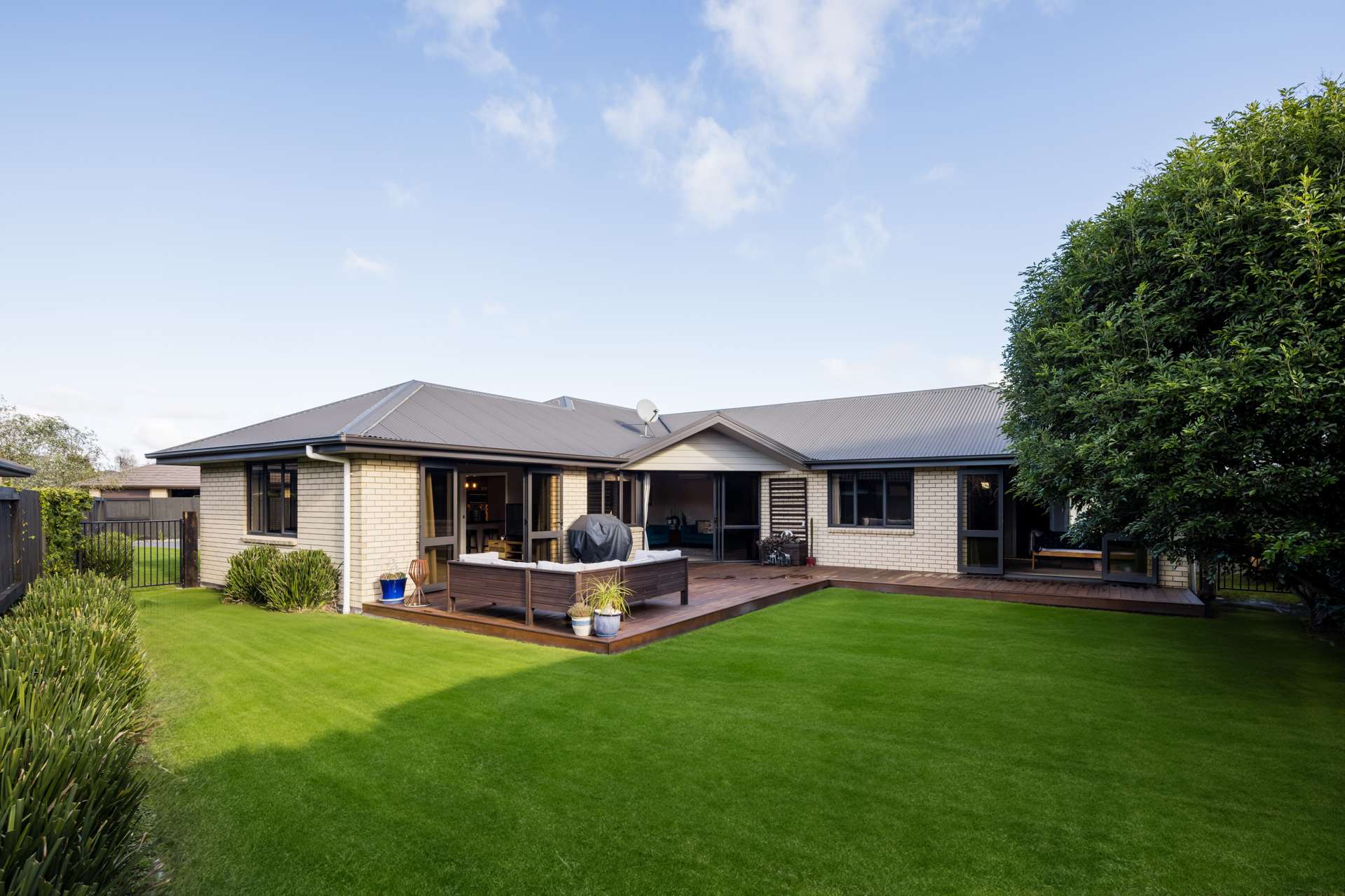 5 Ashington Grove Huntington_0