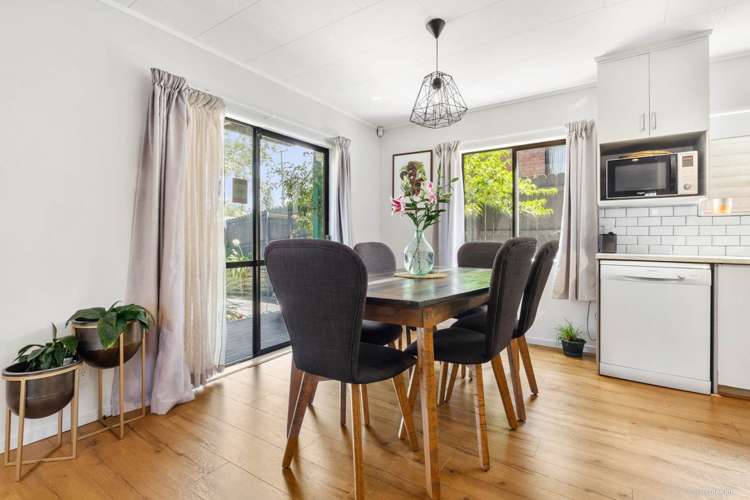 37 Glengarry Road Glen Eden_3