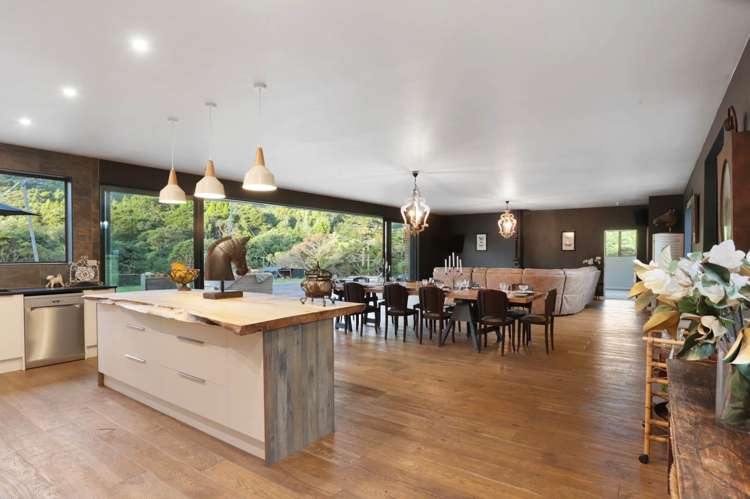 109 Bethells Road Waitakere_10