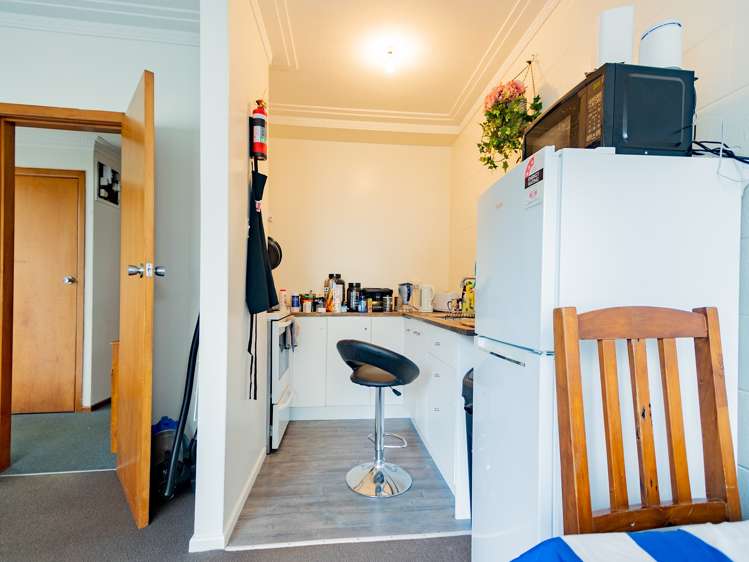 1/128 London Street Dunedin Central_6