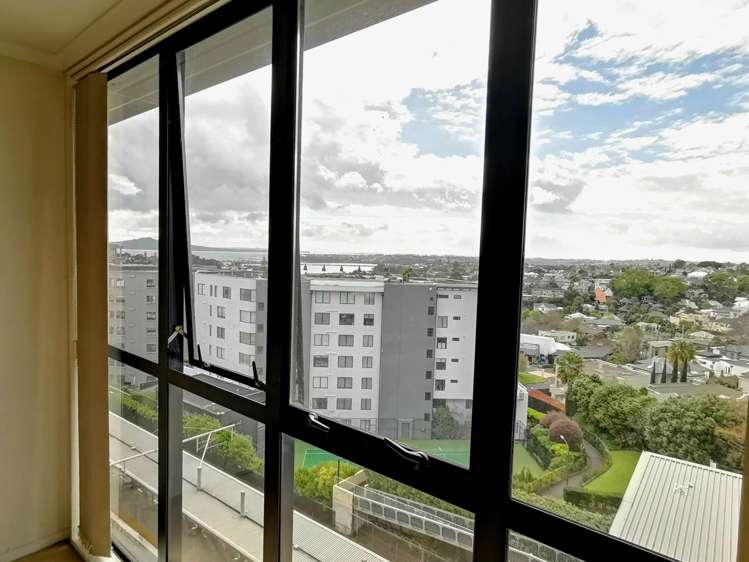 A715/176 Broadway Newmarket_1