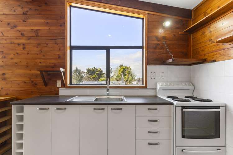 13A Stottholm Road Titirangi_5