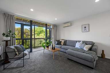 6/61A Birkdale Road_3