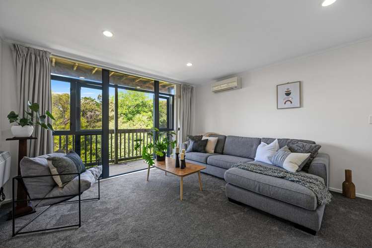 6/61A Birkdale Road Birkdale_3