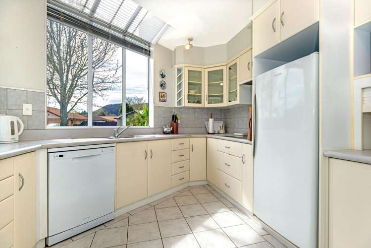 15 Island Road Whataupoko_1