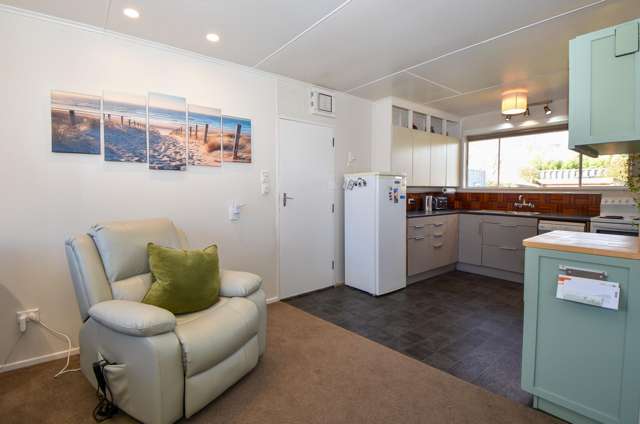 481 High Street South Carterton_3