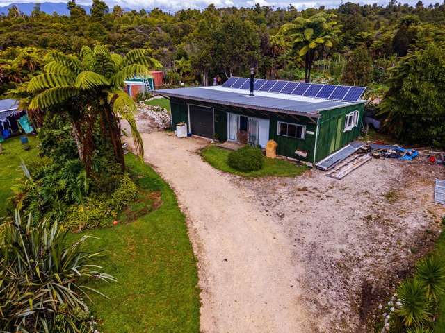 102 & 104 South Terrace Karamea_1