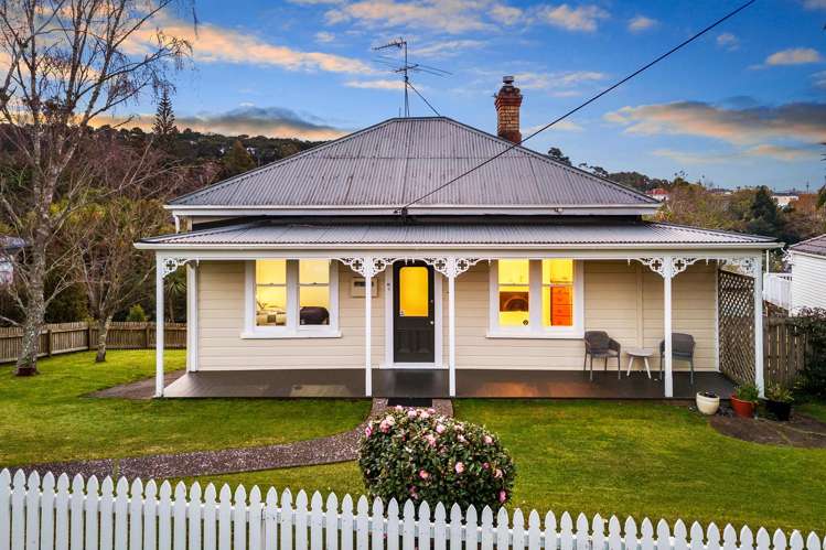 15 West Lynn Road_0