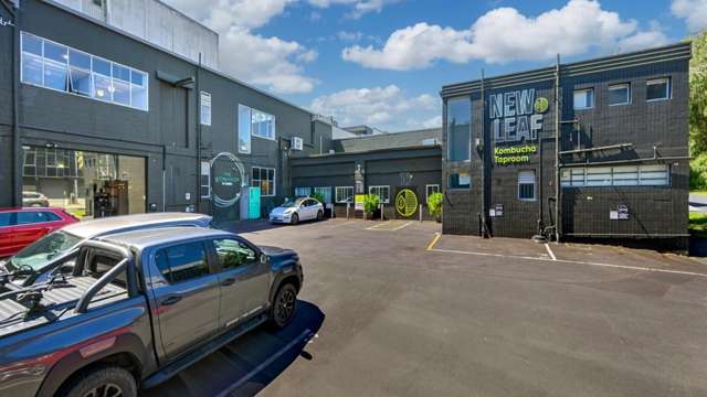 Spacious, functional workspace