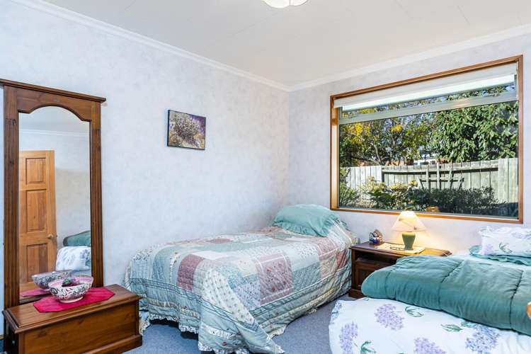 11 Douslin Place Witherlea_17