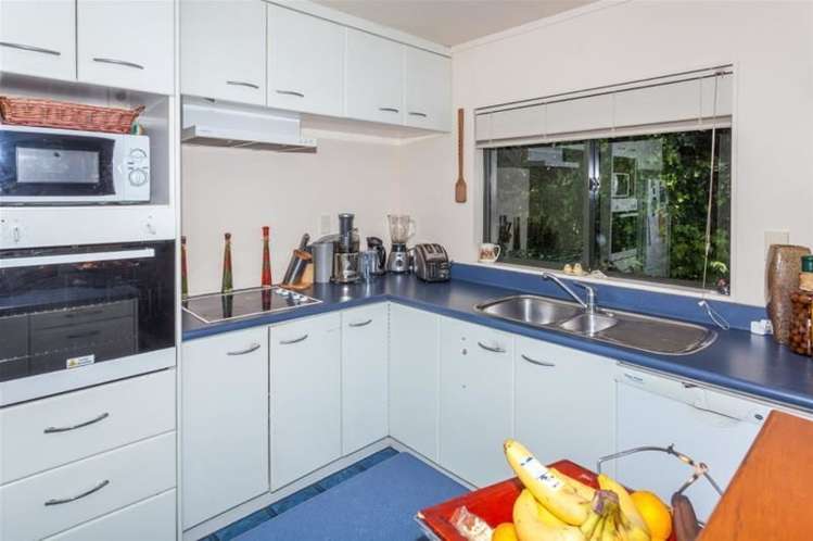 207b The Square Whangamata_6