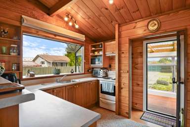 8 Kahikatea Street_3