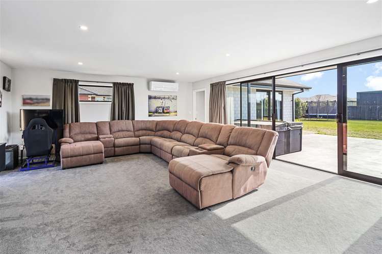 14 Quail Way Amberley_10