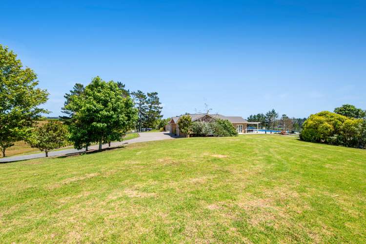 81 Burne Road Waitoki_35