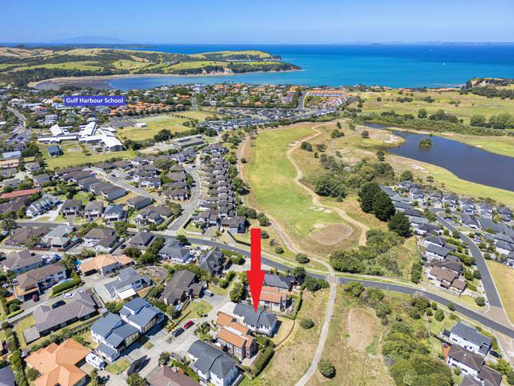 135 Alec Craig Way Gulf Harbour_19