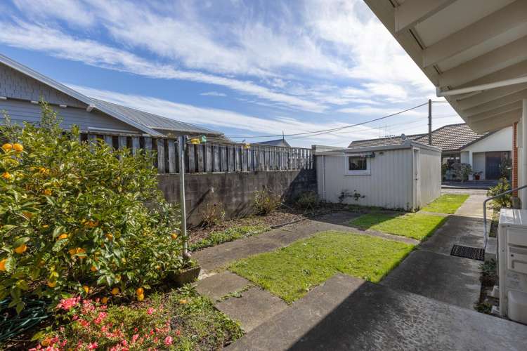 556 Queen Street East Levin_19