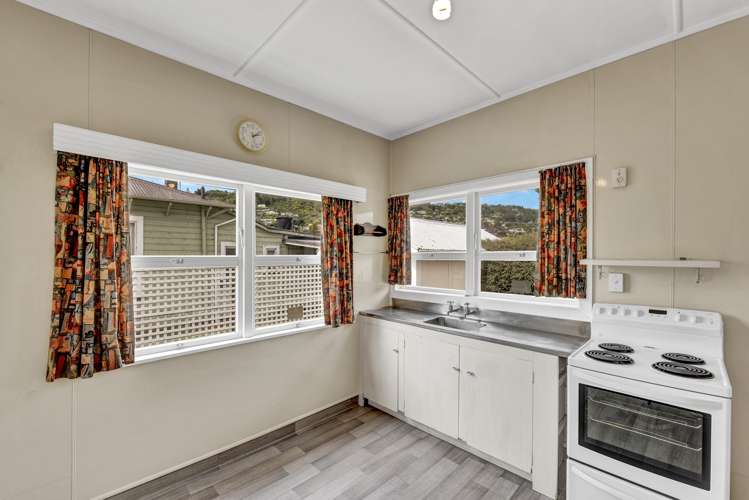 51 Beach Road Tahunanui_7