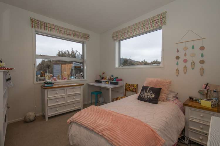 17 Hikuwai Drive Albert Town_13