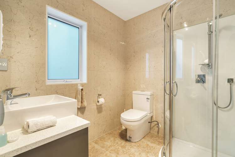 15 Kereru Rise Papakura_12