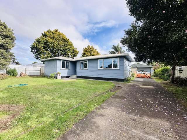 Charming 3 bedroom property in prime location