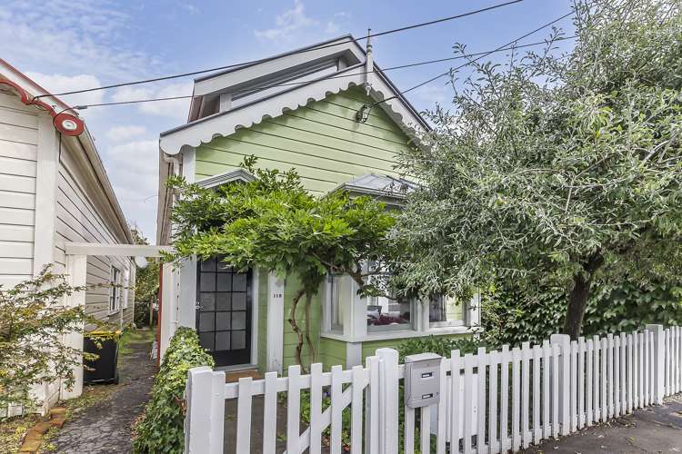 118 Elizabeth Street Mount Victoria_1