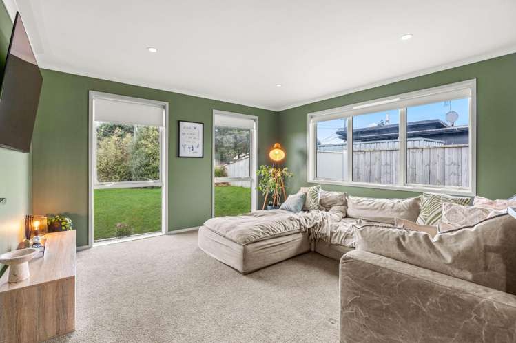 116 Solway Crescent Solway_10