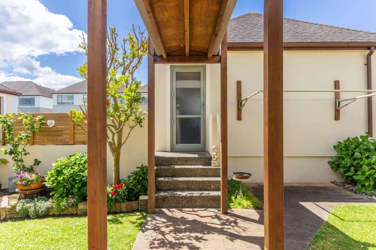 268 Alec Craig Way Gulf Harbour_36