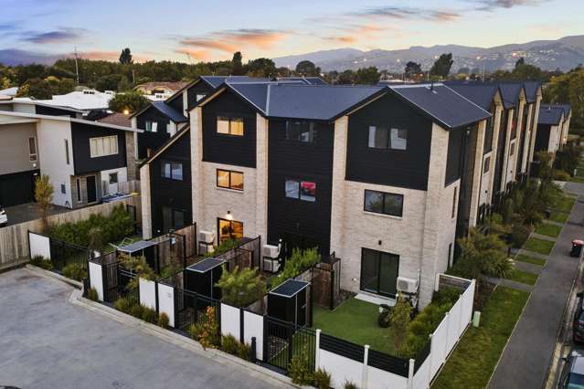 3/4 Taramea Place Addington_1