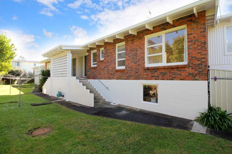 6/10 Blomfield Spa Takapuna_9